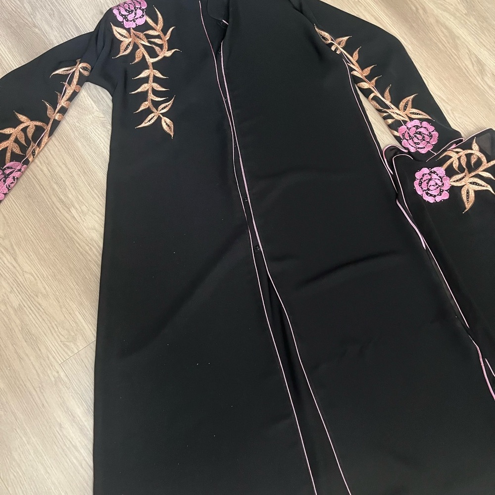 Black Floral Embroidered Long abaya with matching scarf - Picture 2 of 9